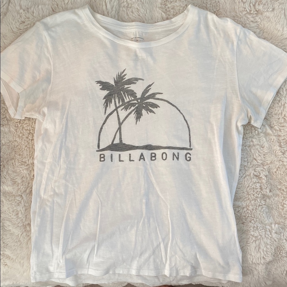 Billabong Women’s White Tee with Palm Graphic